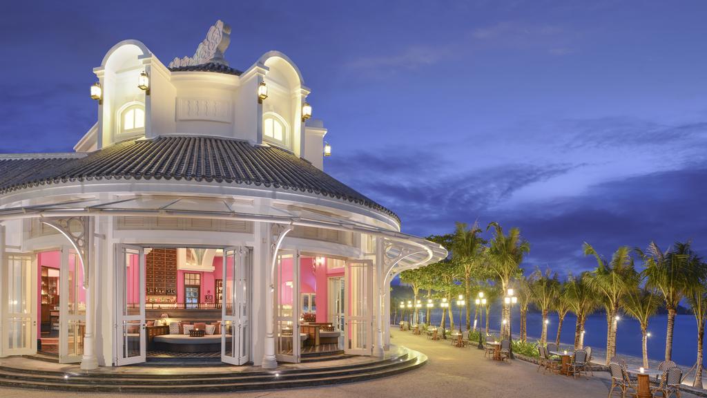 JW Marriott Phú Quốc Emerald Bay Resort & Spa - TCSOFT HOTEL
